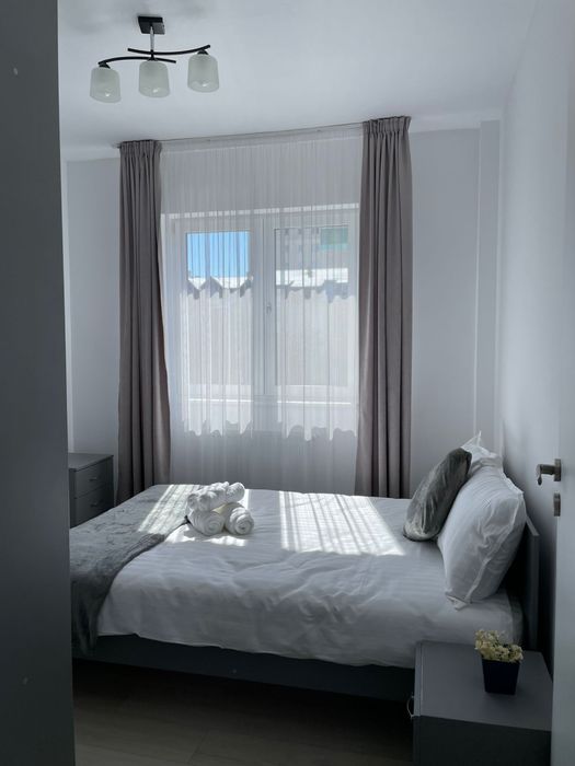 Apartament 3 camere de inchiriat