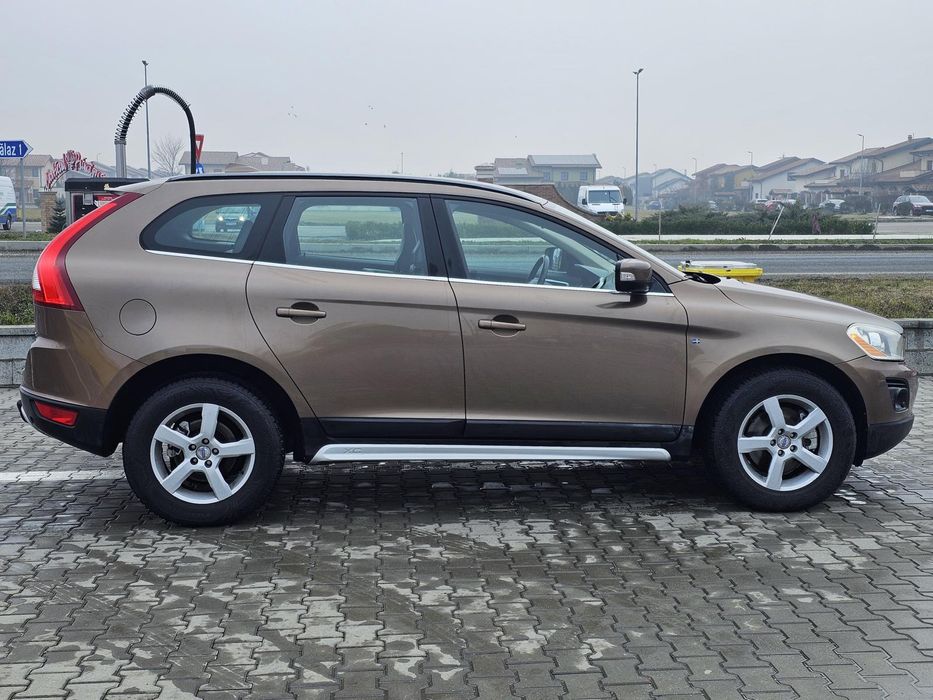 Volvo XC60 185 cp Inmatriculat