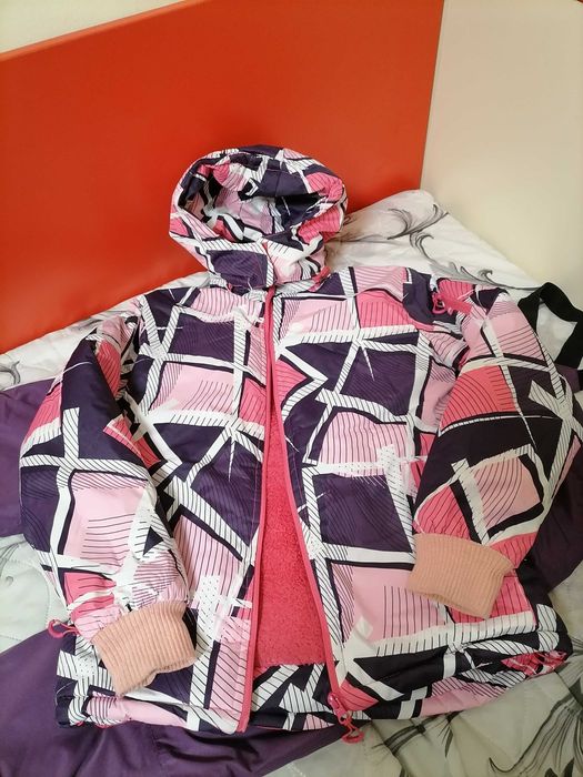 Юнешко ски облекло размер 164 см.