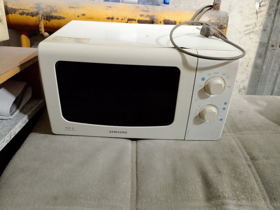 Микроволновая печь Самсунг