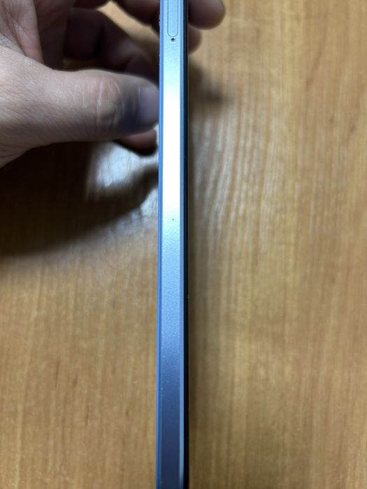 Oppo A17 телефон