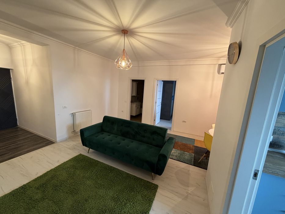 Inchiriez apartamet 2 camere Centru