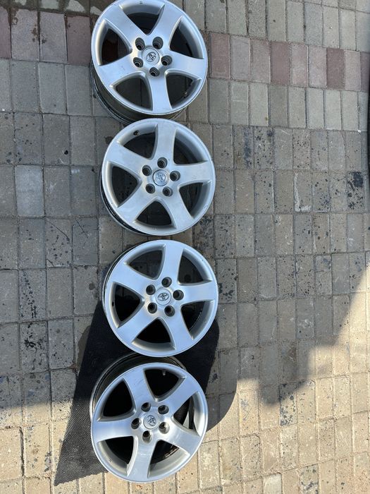 Диски на камри 30-35