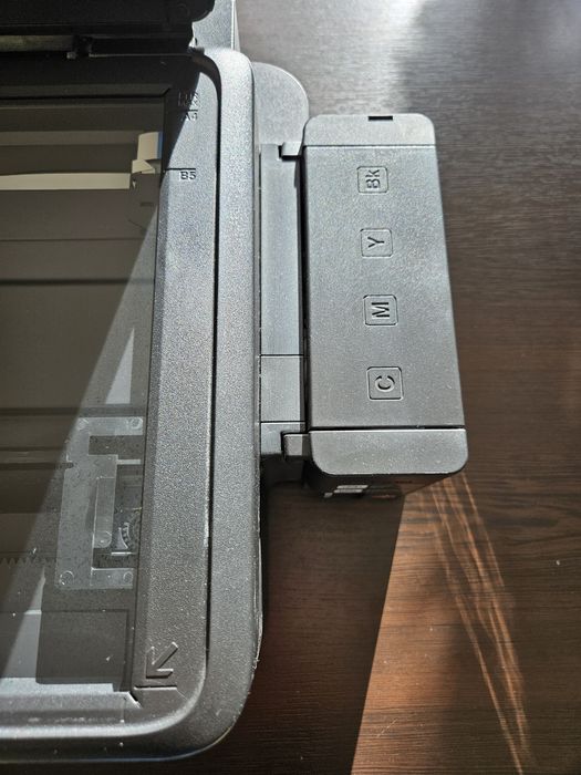 Подарявам два принтера, EPSON L35S и Lexmark  и Lexmark Impact S301
