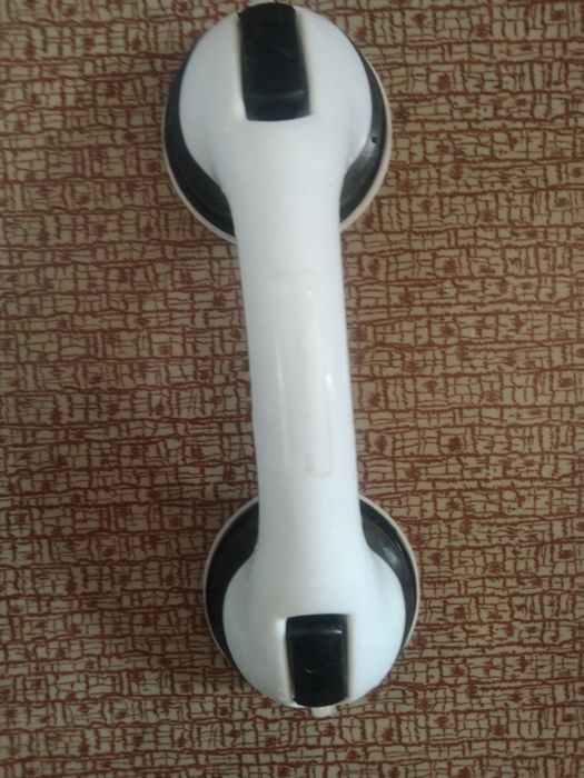 Ручка вакуумная для ванной