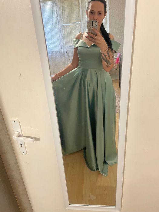 Продавам нова рокля