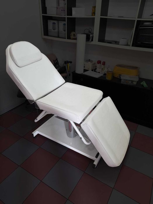 Pat cosmetică hidraulic, rabatabil – stare ca nou!