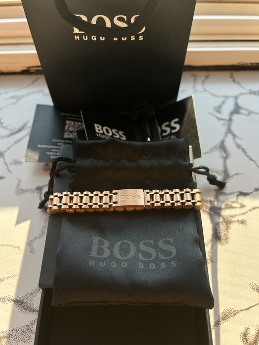 Colecția Premium Boss: Eleganță și Durabilitate la Încheietura Ta