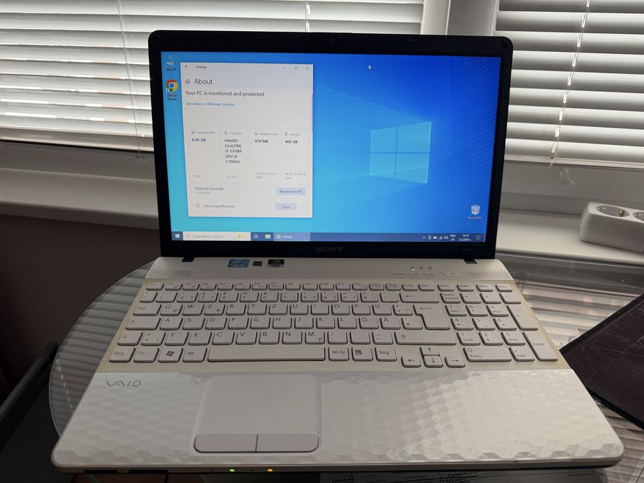 SONY  VAIO лаптоп