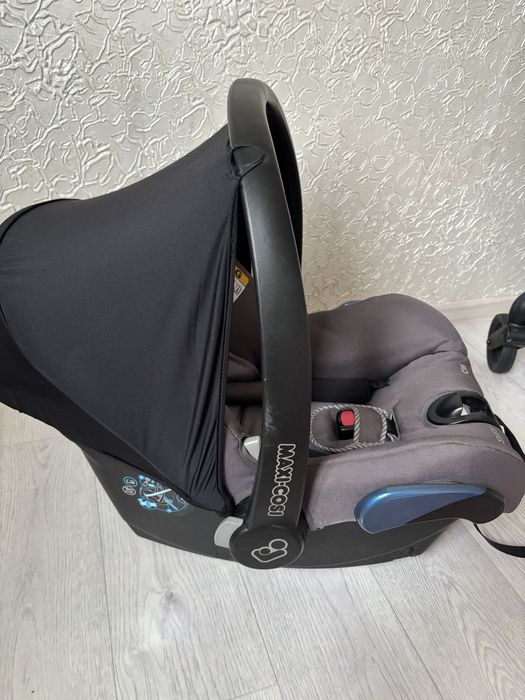 Авто кресло Maxi-cosi