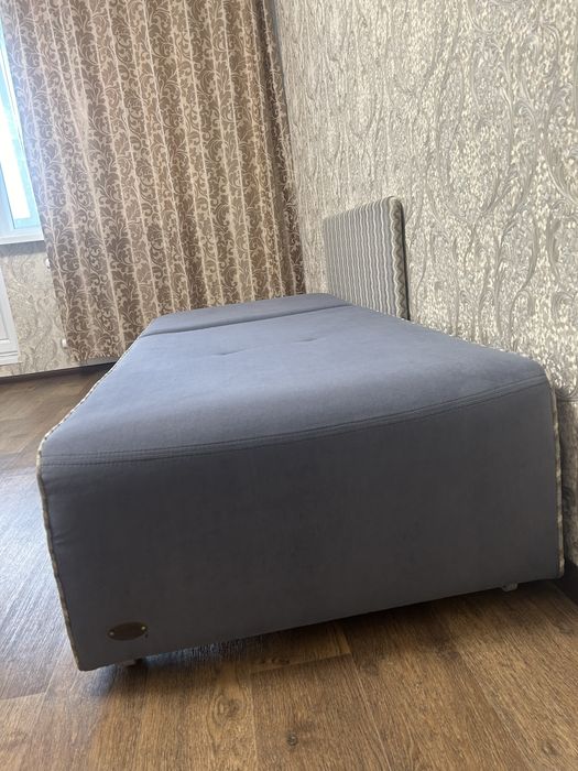 Диван подростковый