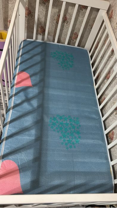 Продаю детскую манежку