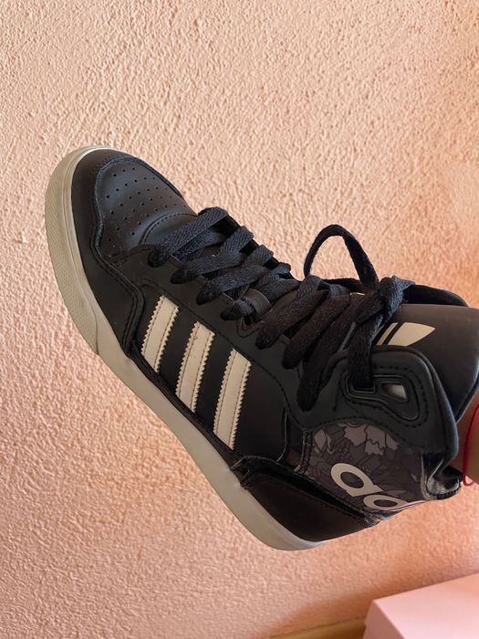 кожени маратонки Adidas