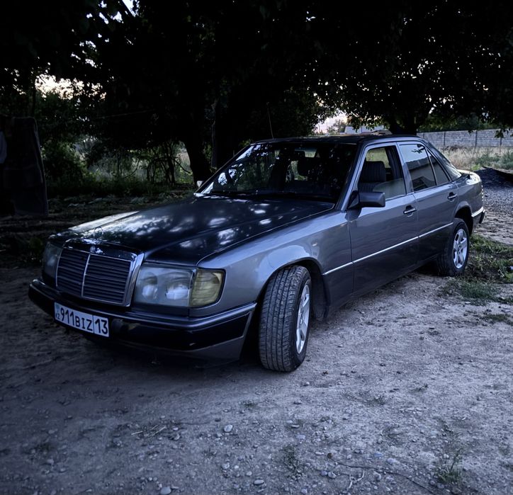 Mercedes Benz w124 E200 Туркестан