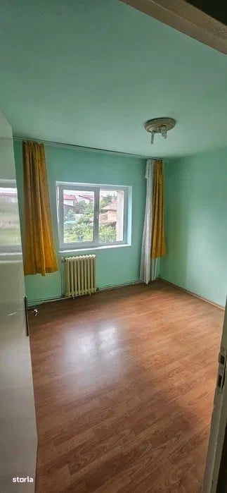 Apartament cu 4 camere, 2 bai, 2 balcoane I Dambul Rotund — fotografia 3