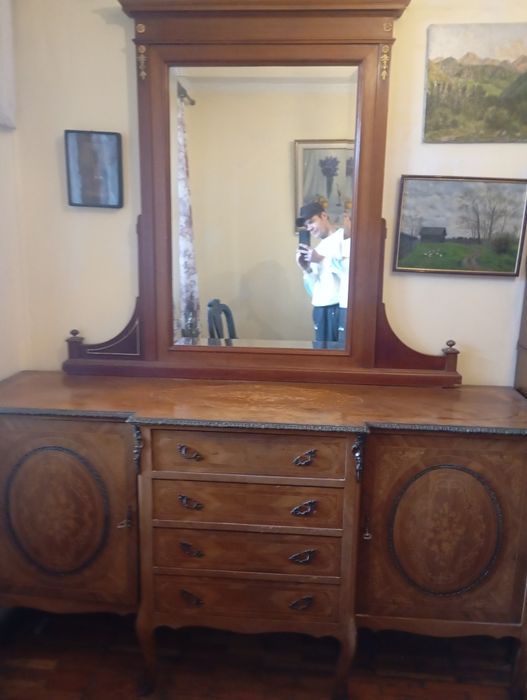 Антиквариат мебель