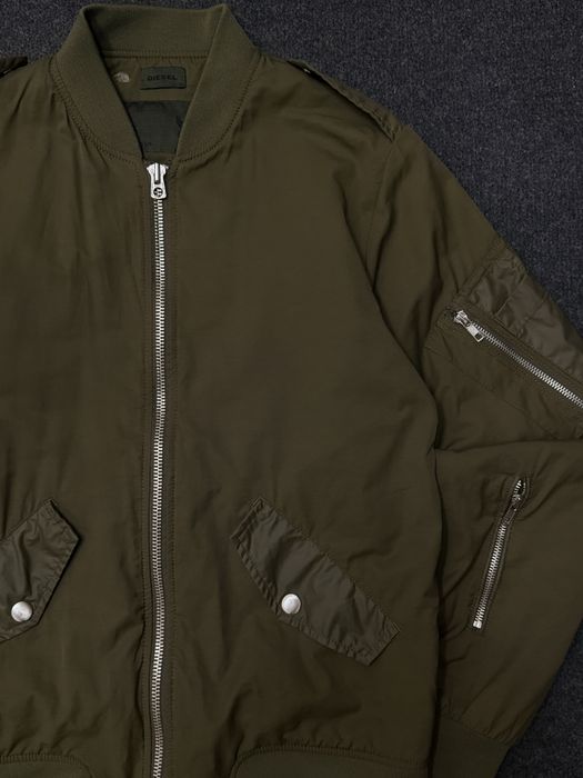 Яке Diesel Bomber