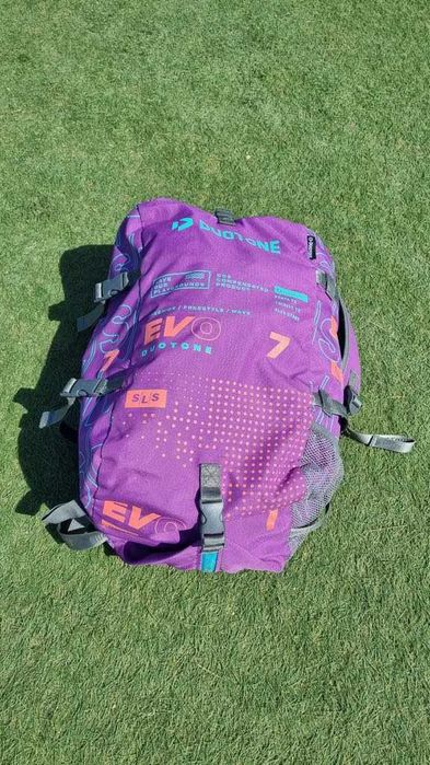 Duotone Evo SLS 2024 7 sq m, 9 sq m, 12 sq m + Click bar S/M 2024