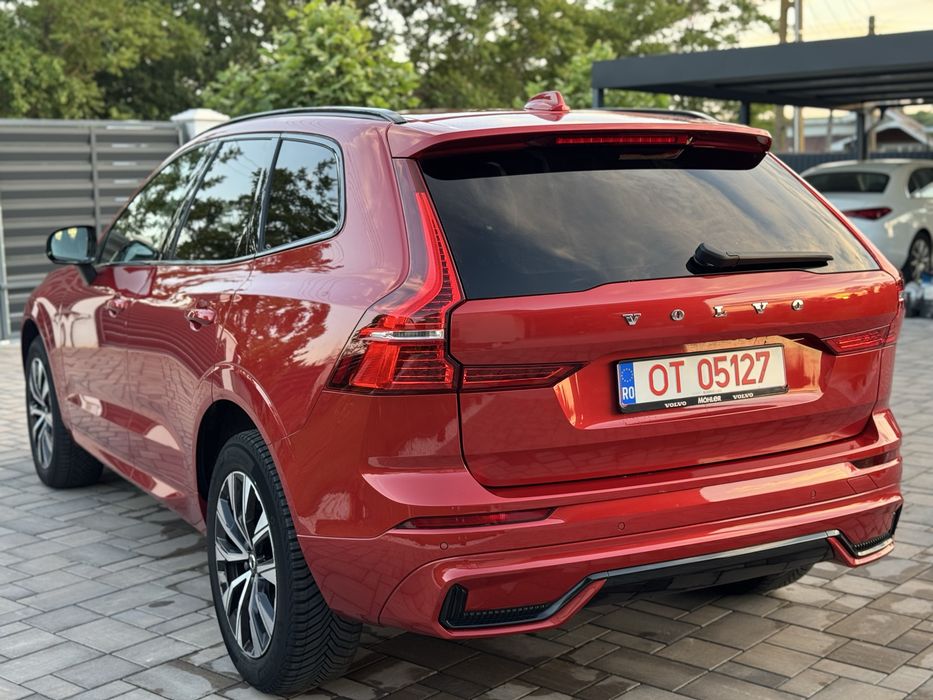 VOLVO XC60 2023 — imagine 5
