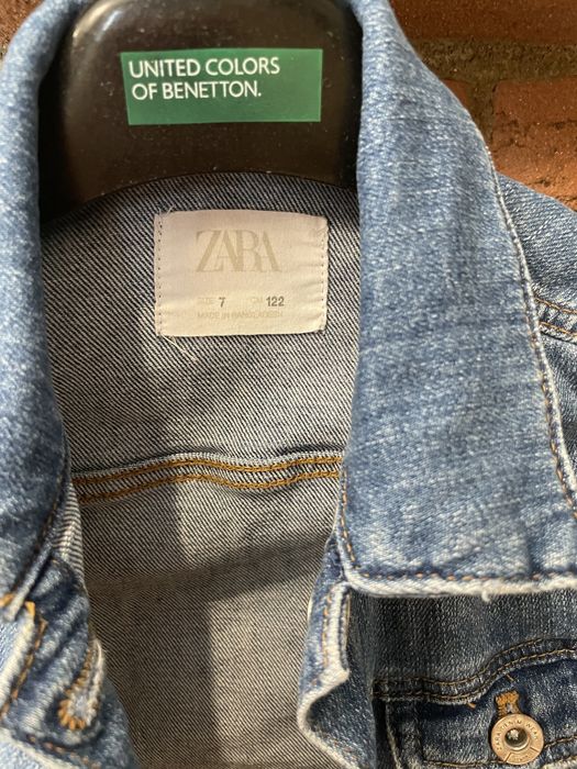 Vand geaca de blugi Zara, marimea 122