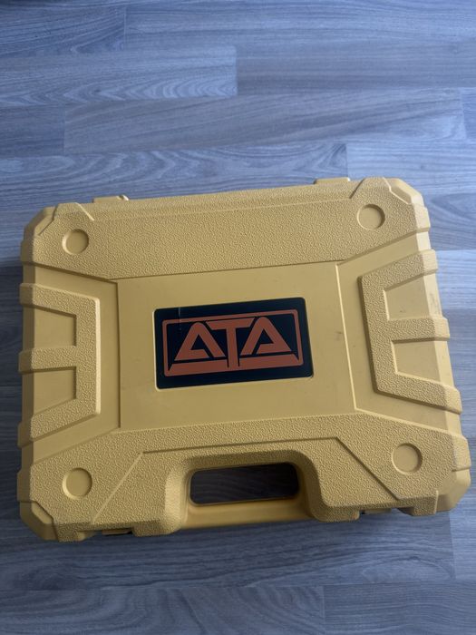 Продам шуруповерт