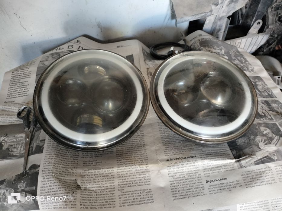 Продам фары на ниву