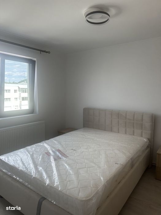 Câmpina - ap. 2 cam renovat/mobilat modern - 350 Euro/Luna