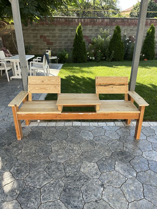 Скамейка. Скамейка со столиком