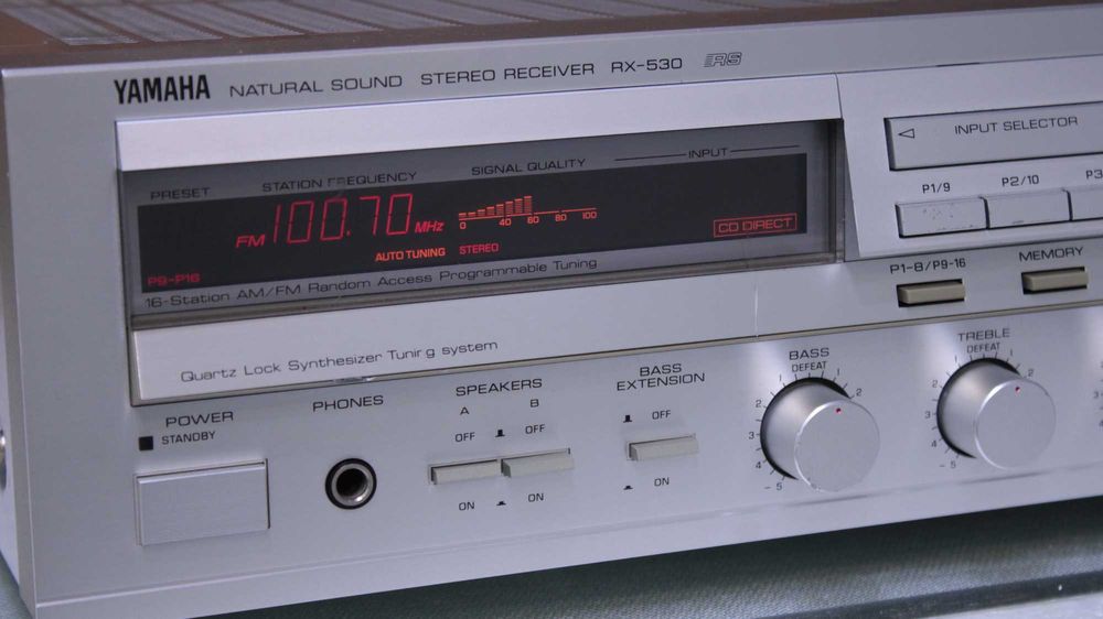 Statie/Tuner Yamaha RX-530 , 2 x 60 W(Japonia).