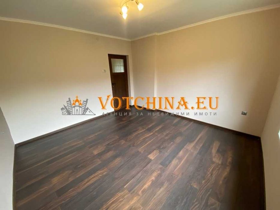 Продава се Къща в Варна, Център - 110 кв.м за 348 €/кв.м - Снимка #4