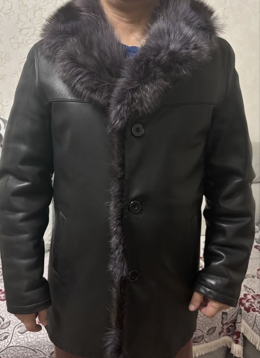 Продам  кожаную дубленку.