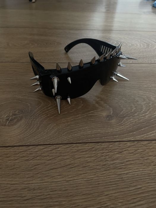 Продаю вещи/акксесуары y2k