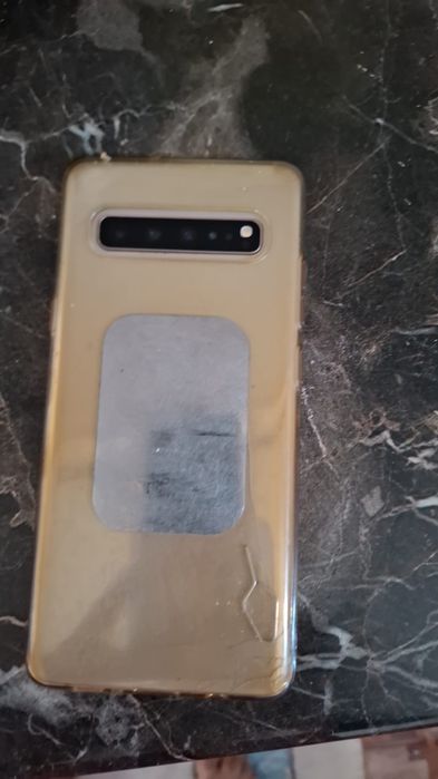 Samsung S10 сатылады.