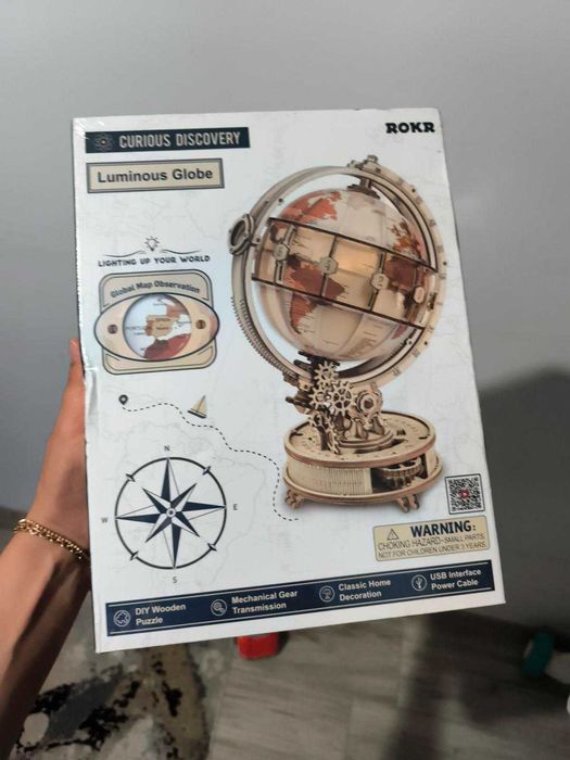 ROKR Luminous Globe, din seria Curious Discovery, modelul ST003