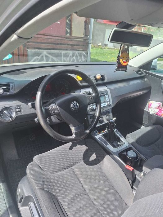 Se vinde Volkswagen Passat