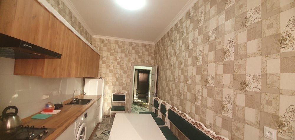 1- хонали квартира сотилади!