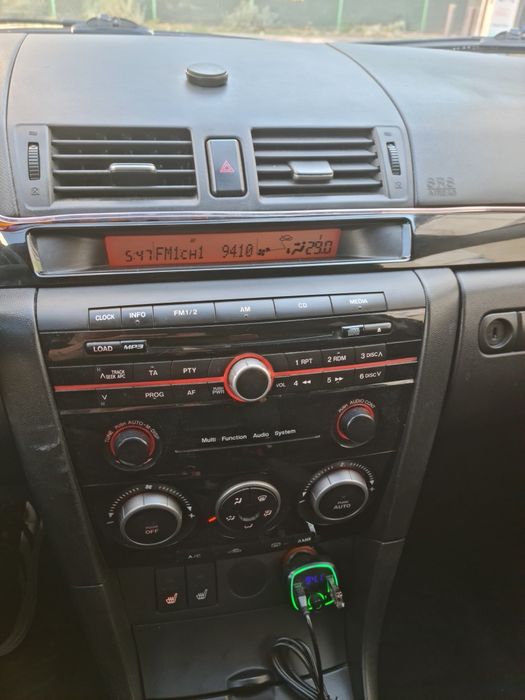 MAZDA 3 2009 — imagine 5