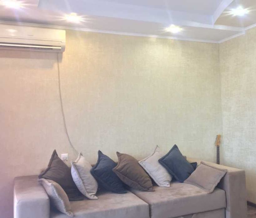 Дава се под наем Двустаен апартамент в Пловдив, Мараша - 60 кв.м за 255 € - Снимка #2