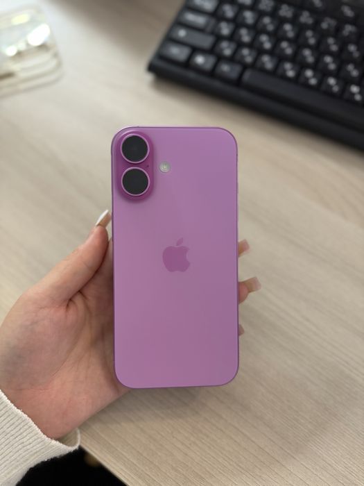 Iphone 16 в отличном состоянии
