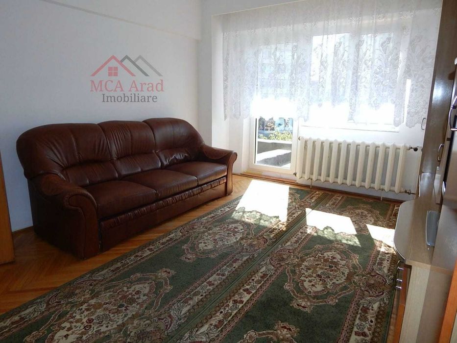 Apartament 2 camere lângă Spitalul Județean și facultate.