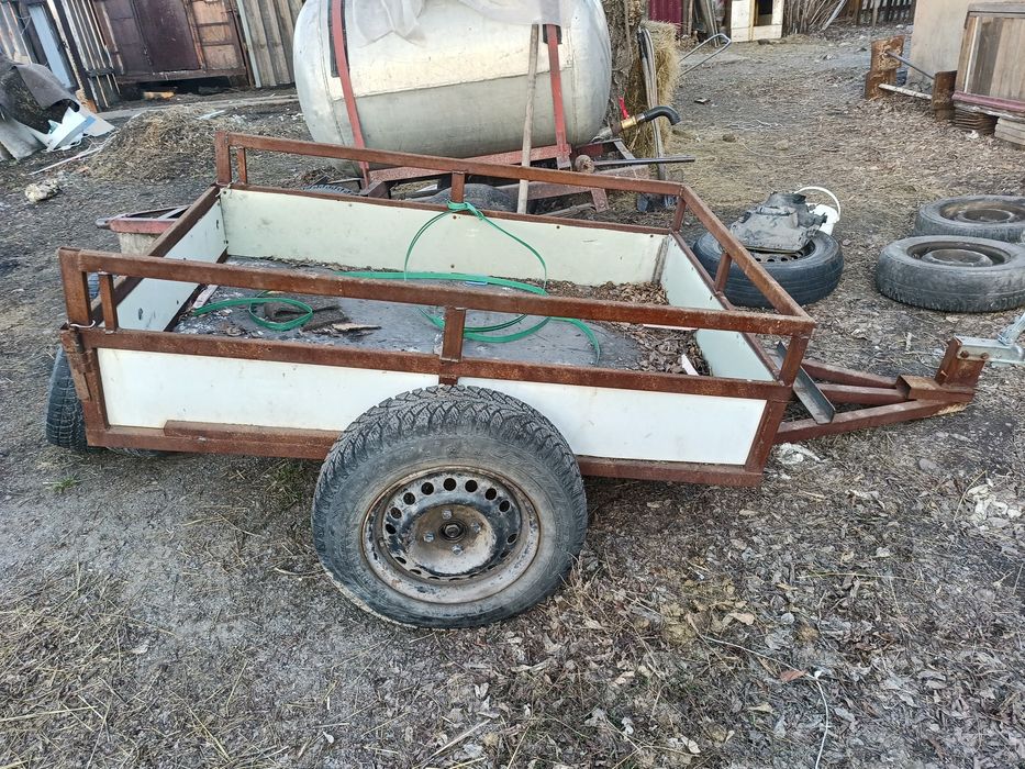 Продам прицеп для легкого авто