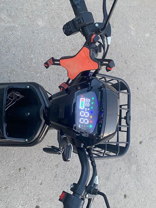 Электро скутер ska8