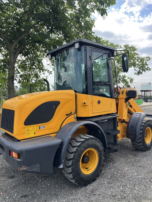 Incarcator frontal (vola) hytec