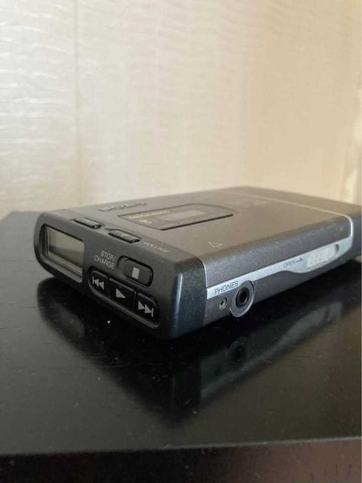 SONY MZ-E40 minidisc WALKMAN MD Vintage
