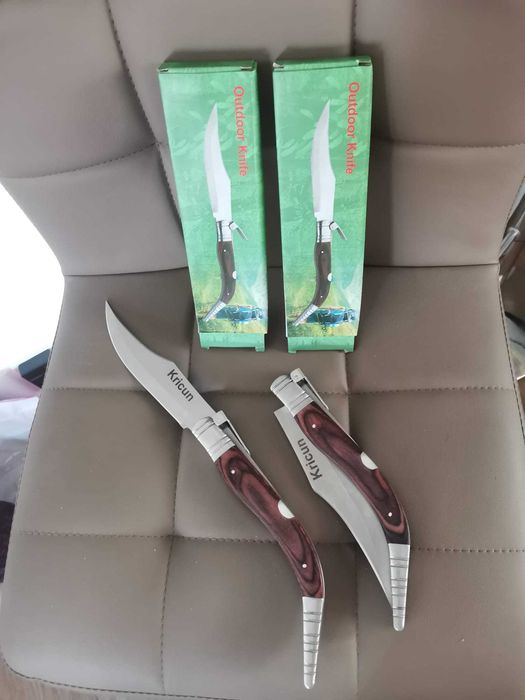 Criket 38cm Briceag Spaniol ( mâner lemn , Nou in cutie )