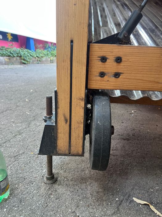 Дървена стълба на колелца от лиственник