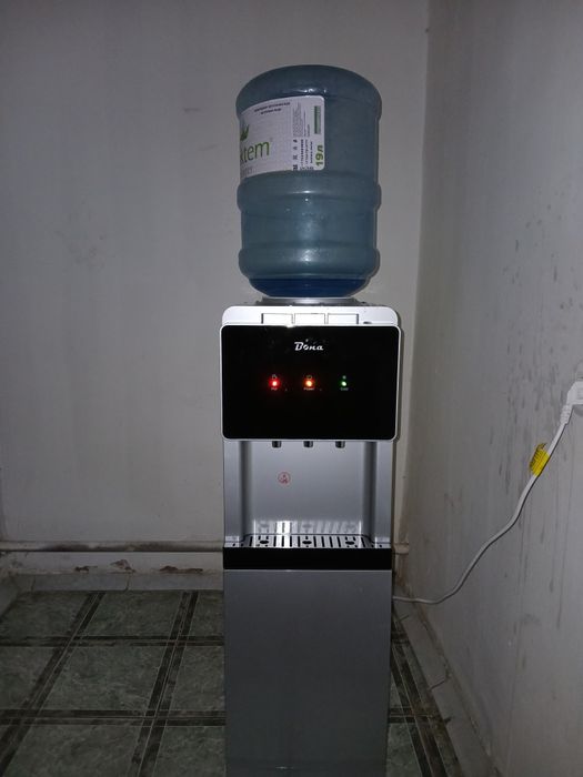 Куллер для воды бу