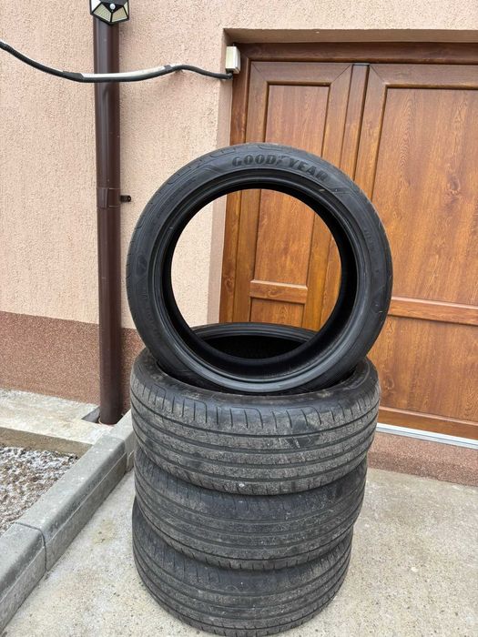 GoodYears R19 225/45/ 96W  cauciucur vara