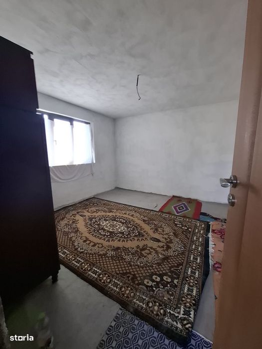De vanzare vila in Barticesti, P+M, compusa din 7 camere Pret 85000 e
