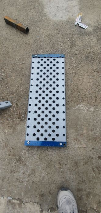 Trepte zincate 80x23cm